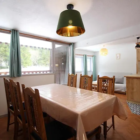 Bel Au Avec Balcon Et Parking - Fr-1-415-202 Lägenhet *