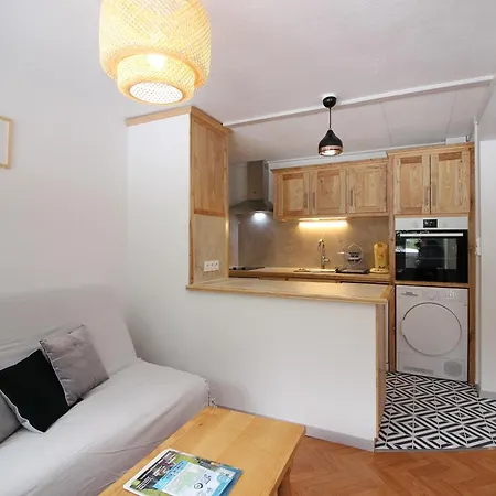 Bel Au Avec Balcon Et Parking - Fr-1-415-202 Mont-Dore